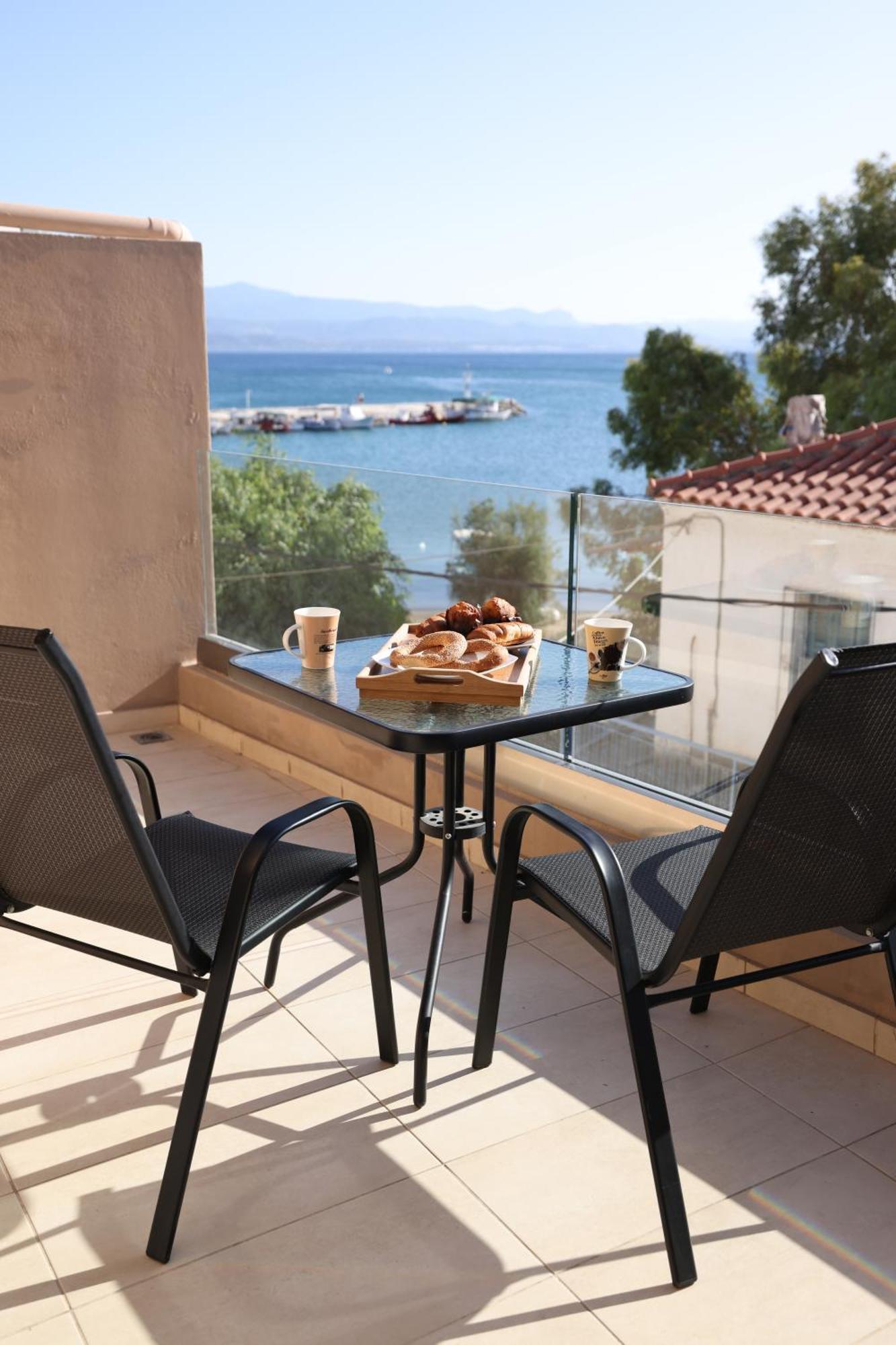 Filippos Apartments Amarynthos Eksteriør bilde
